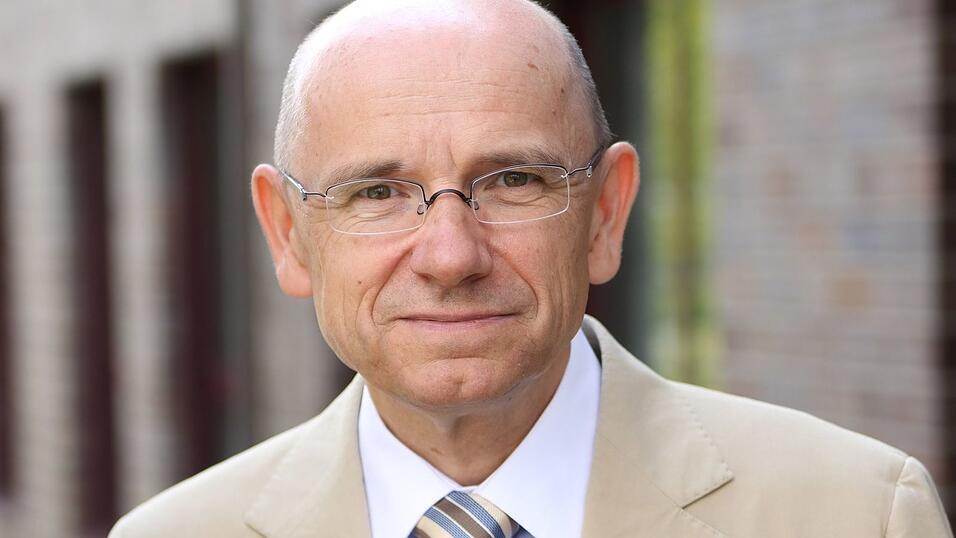 Verbrauchersch&uuml;tzer Brysch mahnt Strukturreformen an