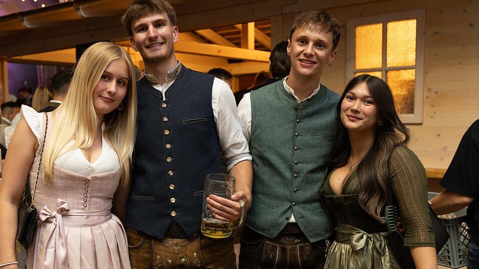 Die Partybilder vom Samstag, 8. August, aus dem Festzelt Reisinger. Die Partybilder vom Samstag, 8. August, aus dem Festzelt Reisinger.