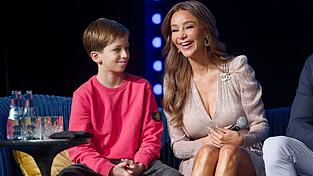 Verena Pooth telefoniert stündlich mit Sohn Rocco in Dubai. (Archivbild) Verena Pooth telefoniert stündlich mit Sohn Rocco in Dubai. (Archivbild)