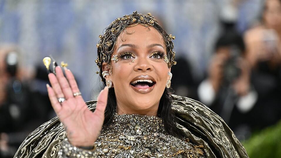 S&auml;ngerin Rihanna kam wie &uuml;blich als letzte.