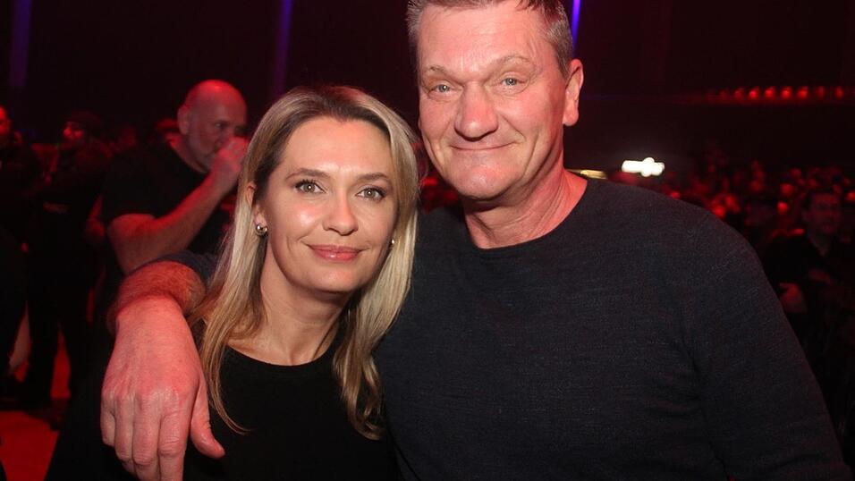 Eindrücke vom Konzertabend der AC/DC-Coverband Barock in er Landshuter Sparkassen-Arena. Eindrücke vom Konzertabend der AC/DC-Coverband Barock in er Landshuter Sparkassen-Arena.