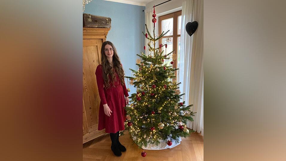 Die 20-j&auml;hrige Studentin Annika Seebauer aus Regensburg freut sich &uuml;ber das Angebot. Sie hat Weihnachten zu Hause bei ihren Eltern verbracht - wann sie ihre Onkel und Tanten sehen wird und ob sie noch ihre Oma im Altenheim besuchen kann, das wei&szlig; sie leider noch nicht.