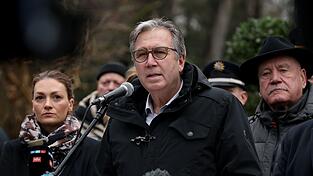 «Ich fühle, als wäre mein eigenes Kind gestorben», sagte Aschaffenburgs Oberbürgermeister, Jürgen Herzing.