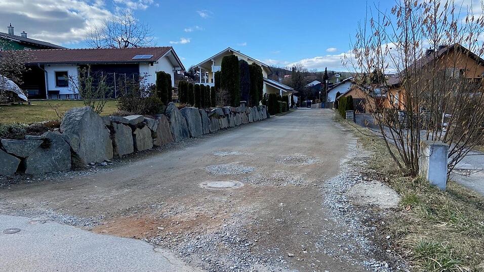 Steht auf der Priorit&auml;tenliste ganz oben: die Sanierung dieses Teilst&uuml;cks der Schattenaustra&szlig;e.