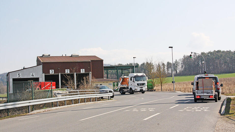 Die M&uuml;llumladestation in Wackerling macht wieder dicht f&uuml;r die Kleinanlieferer.