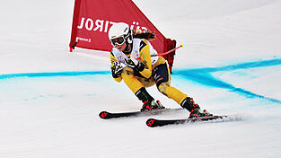 Diesen Freitag nehmen die Skicrosserinnen mit der geb&uuml;rtigen Straubingerin Leonie Bachl-Staudinger Fahrt auf.