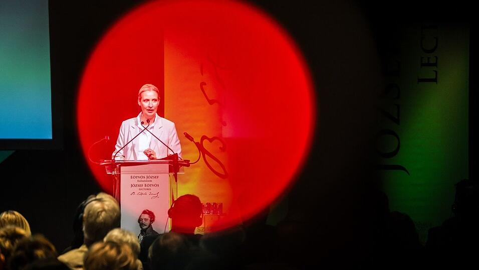 AfD-Chefin Alice Weidel findet Orbans Kurs im Ukraine-Krieg richtig.