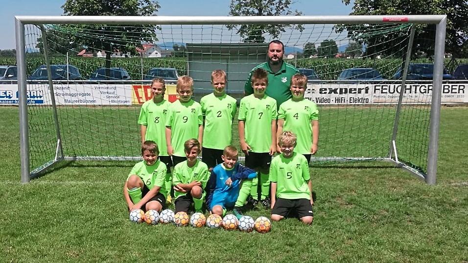 Der E-Jugend-Sieger FC Obergessenbach. Der E-Jugend-Sieger FC Obergessenbach.