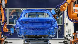 Ein Auto, dem Teile fehlen, ist kein richtiges Auto: Die Autozulieferer in Niederbayern und der Oberpfalz sind für die Branche, die unter Druck steht, sehr wichtig.
