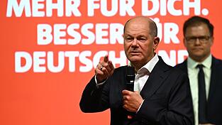 Kanzler Scholz will trotz der Messerattacke von Aschaffenburg in der Migrationspolitik Kurs halten.