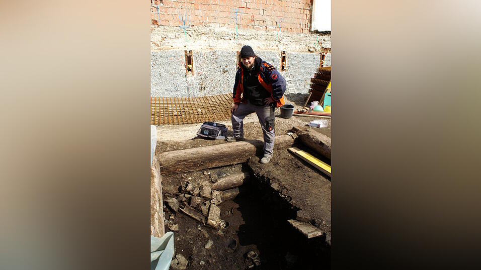 Aufregende Funde machten die Arch&auml;ologen am Kollerparkplatz. (Fotos: r&uuml;d)