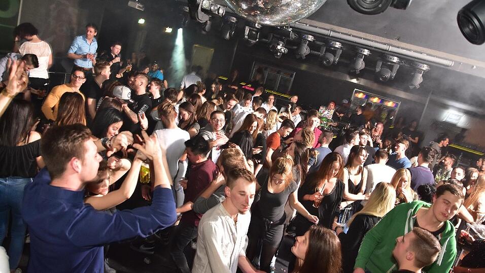 Im Stars wurde wurde wieder getanzt und gefeiert, bis das Licht anging.