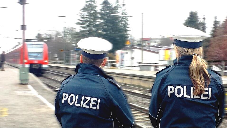 Am Sonntagabend soll eine 29-J&auml;hrige in einem Zug von M&uuml;nchen nach Freising sexuell bel&auml;stigt worden sein. (Symbolfoto)