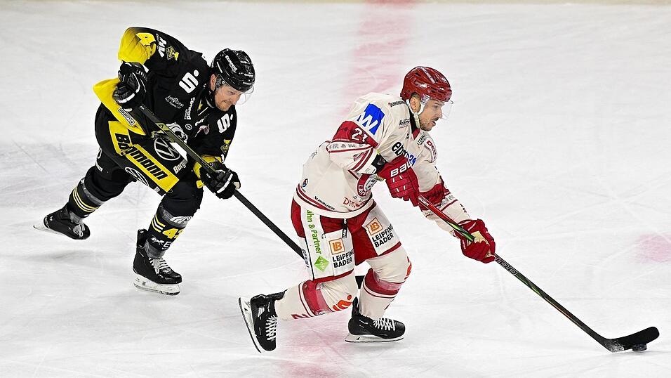 Immer weiter: So muss das Motto von EVL-Routinier David Stieler (rechts) und seinen Teamkollegen am Freitag lauten. Landshut hat sich nach Spiel eins nur wenig vorzuwerfen. Die wenigen Fehler hat Krefeld eiskalt bestraft. Die gilt es nun abzustellen.