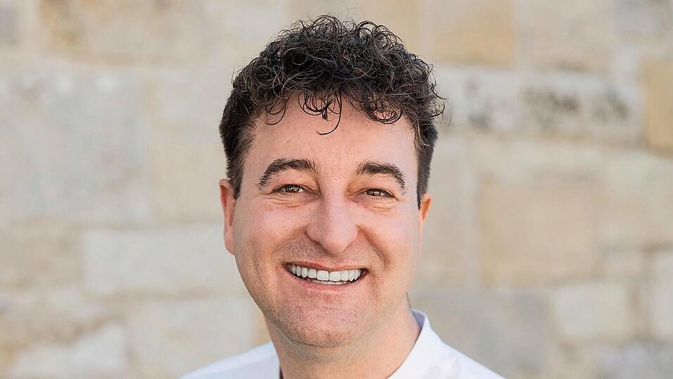 Der Hauzenberger Pfarrer Alexander Aulinger darf derzeit keine Gottesdienste leiten. Der Hauzenberger Pfarrer Alexander Aulinger darf derzeit keine Gottesdienste leiten.