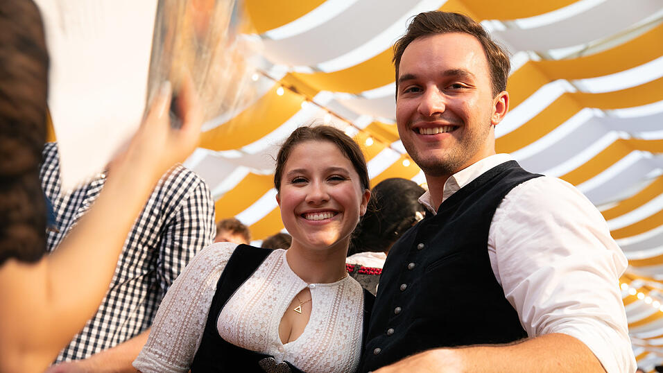 Die Partybilder vom Freitag, 15. August, aus dem Festzelt Nothaft. Die Partybilder vom Freitag, 15. August, aus dem Festzelt Nothaft.