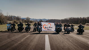 Der Reinerlös des Motorrad-Charity-Kalenders von „Rock dein Herz“ geht an die Aktion Knochenmarkspende.