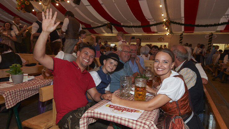 Die Partybilder vom Freitag, 12. August 2022, aus dem Festzelt Lechner.