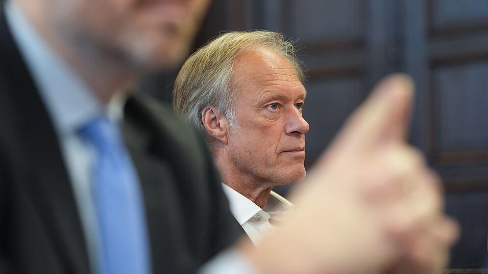 Christina Blocks Lebensgef&auml;hrte Gerhard Delling telefonierte am Tag der Entf&uuml;hrung der Block-Kinder mehrmals mit der Hamburger Polizei.