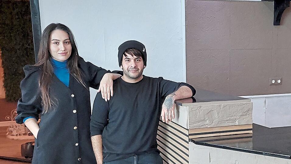 Gizela Fed&aacute;kov&aacute; und ihr Bruder Kaja Horvath erwecken das ehemalige Caf&eacute; Frank zu neuem Leben. Sie werden dort eine Caf&eacute;-Bar f&uuml;r alle Generationen er&ouml;ffnen.
