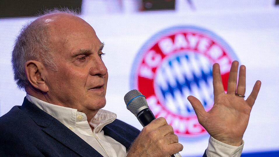 Für Uli Hoeneß spielen bei der WM 2026 zu viele Teams um den Titel. (Archivbild) Für Uli Hoeneß spielen bei der WM 2026 zu viele Teams um den Titel. (Archivbild)