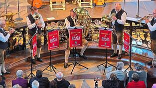 Zeitlose Brassmusik von Loryhof Brass aus Wippenham.