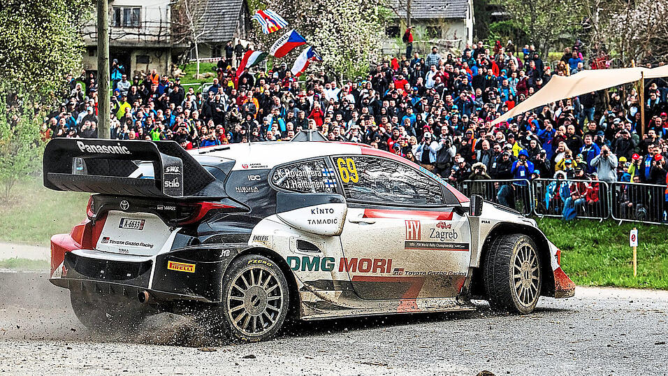 Die Chancen stehen gut für den aktuellen Meisterschaftsführenden Kalle Rovanperä und seinen Beifahrer Jonne Halttunen, bei der Rallye Zentraleuropa vorzeitig Weltmeister zu werden. Die Chancen stehen gut für den aktuellen Meisterschaftsführenden Kalle Rovanperä und seinen Beifahrer Jonne Halttunen, bei der Rallye Zentraleuropa vorzeitig Weltmeister zu werden.