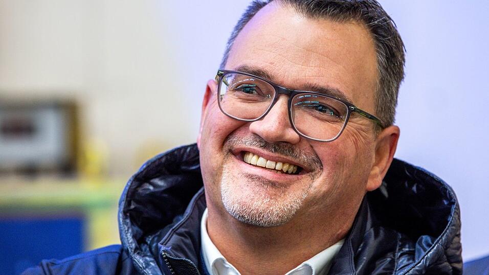 Werft-Chef Oliver Burkhard lässt sich nicht in die Karten schauen. (Archivbild) Werft-Chef Oliver Burkhard lässt sich nicht in die Karten schauen. (Archivbild)