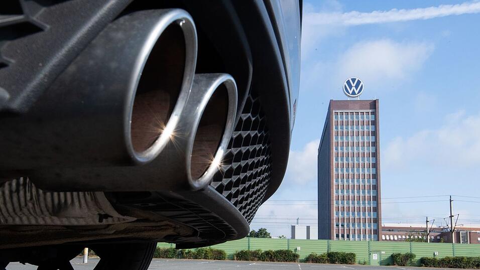 Mehr als zehn Jahre nach dem Auffliegen des Dieselskandals bei VW sind die Gerichtsverfahren l&auml;ngst nicht abgeschlossen. (Archivbild)