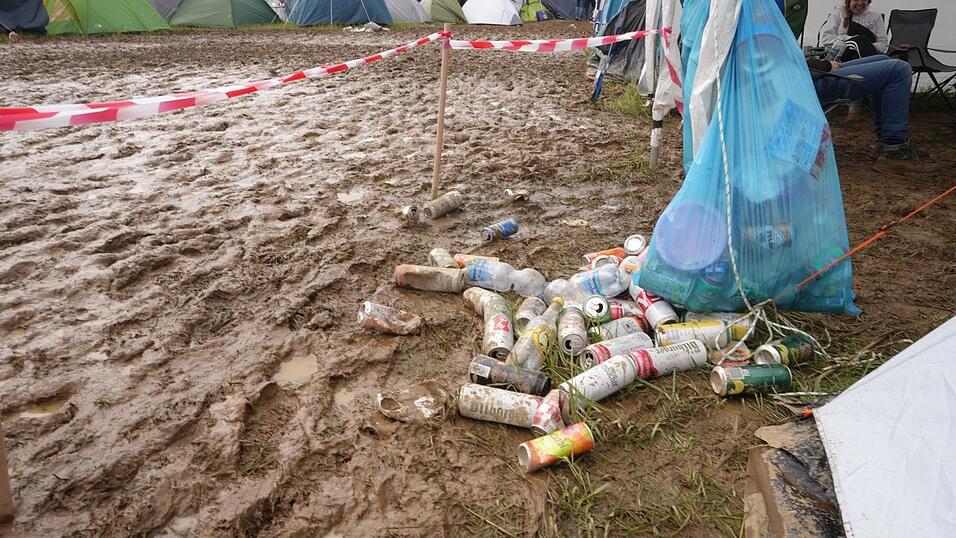 Leere Dosen sind nur ein Beispiel f&uuml;r M&uuml;ll, der bei einem Festival anfallen kann.