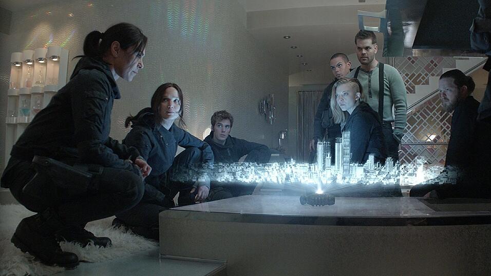 Das Bild zeigt eine Szene aus 'Tribute von Panem - Mockingjay 2'.
