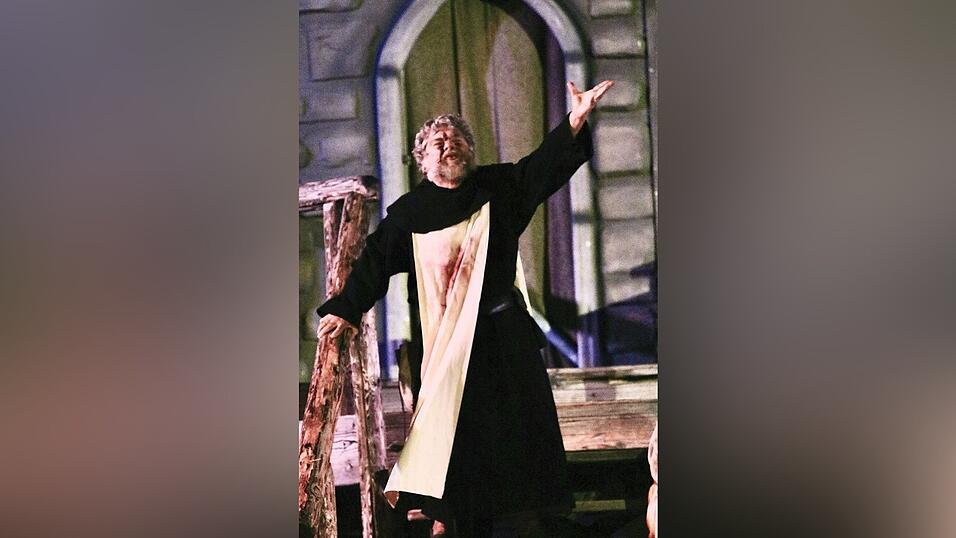 Eindr&uuml;cke von der Gruppe 'blau', die am Freitagabend die Drachenstich-Premiere gespielt hat.