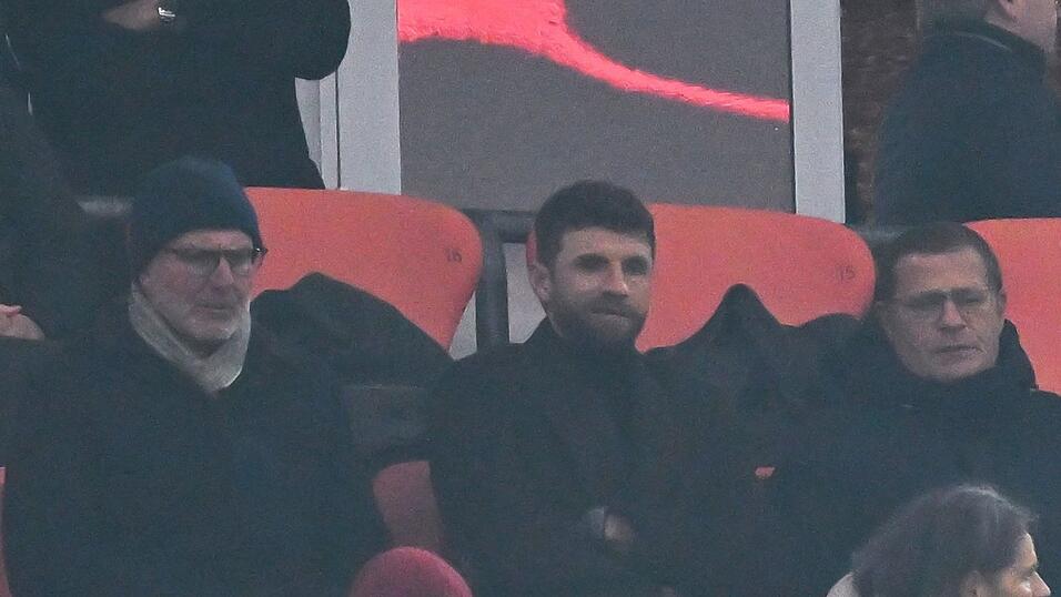Thomas M&uuml;ller sah aus ungewohnter Position zuletzt ein Heimspiel des FC Bayern. (Archivbild)