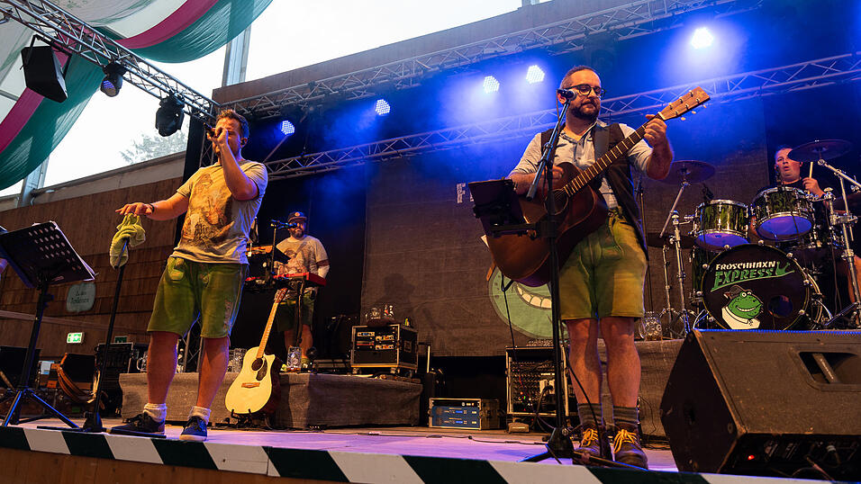 Die Partybilder vom Donnerstag, 17. August 2023, aus dem Festzelt Weckmann.