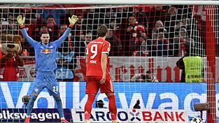 Harry Kane ist vom Punkt mal wieder Extraklasse.