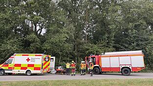 BRK und Feuerwehr am Unfallort BRK und Feuerwehr am Unfallort