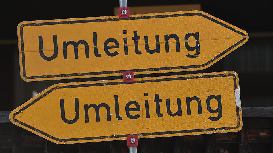 Auch f&uuml;r den letzten Bauabschnitt der B8-Sanierung sind weitr&auml;umige Umleitungen notwendig. (Symbolbild)