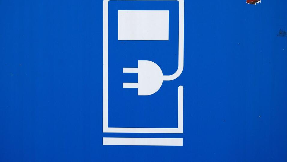 Der VDA fordert mehr Tempo beim Ausbau der Ladeinfrastruktur. (Archivbild)