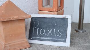 Dr. Moser schließt zum 31.3. seine Praxis in Neukirchen Dr. Moser schließt zum 31.3. seine Praxis in Neukirchen