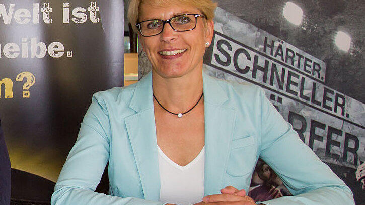 Tigers-Gesch&auml;ftsf&uuml;hrerin Gaby Sennebogen stand im idowa-Interview Rede und Antwort.