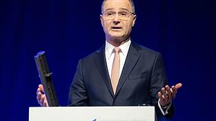 Stephan Leithner, Vorstandschef der Deutsche B&ouml;rsen, setzt zum n&auml;chsten Milliardendeal an (Archivbild)