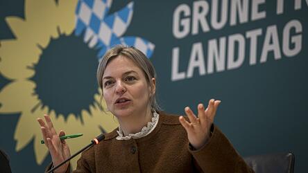 Katharina Schulze hadert mit dem Abstimmungsverhalten ihrer europäischen Parteikollegen. Katharina Schulze hadert mit dem Abstimmungsverhalten ihrer europäischen Parteikollegen.