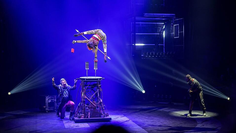 Die Manege lasse sie wieder komplett werden, sagt Artistin Pan.