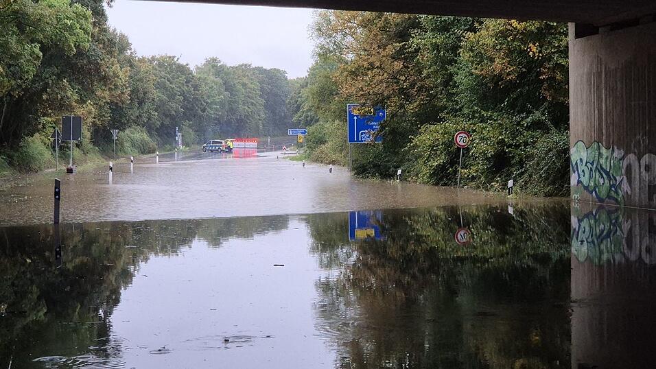 Die Unwetter bringen teils extremen Regen mit.