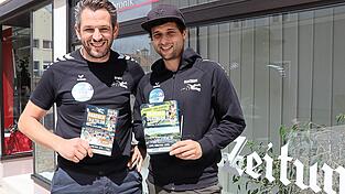 Organisationsleiter Franz Breu und Abteilungsleiter Matthias Reinhardt weisen auf einen der sportlichen Höhepunkte des Jahres in der Region hin: den Drachentriathlon. Organisationsleiter Franz Breu und Abteilungsleiter Matthias Reinhardt weisen auf einen der sportlichen Höhepunkte des Jahres in der Region hin: den Drachentriathlon.
