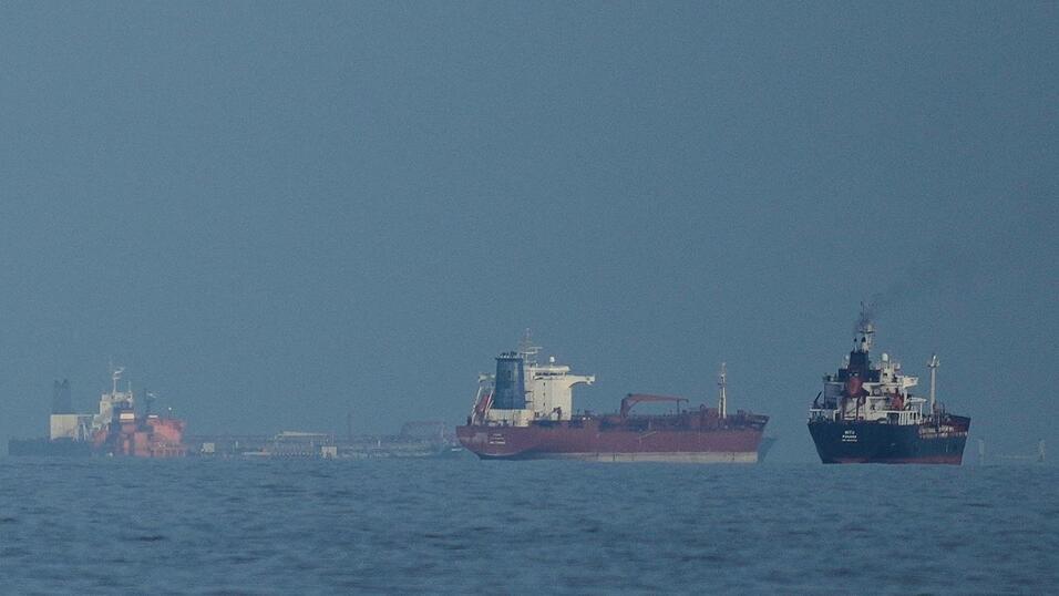 US-Präsident Trump kontert das iranische Vorgehen in der Straße von Hormus mit einer US-Seeblockade. (Symbolbild) US-Präsident Trump kontert das iranische Vorgehen in der Straße von Hormus mit einer US-Seeblockade. (Symbolbild)