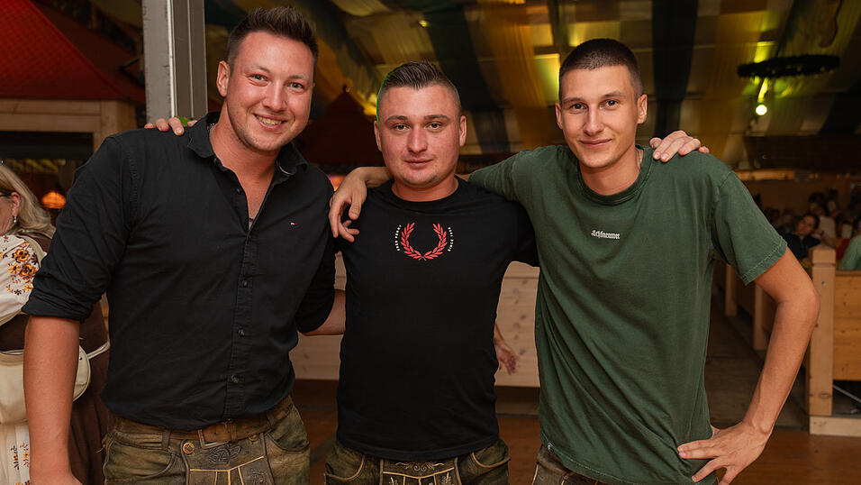 Die Partybilder vom Montag, 21. August 2023, aus dem Festzelt Reisinger. Die Partybilder vom Montag, 21. August 2023, aus dem Festzelt Reisinger.