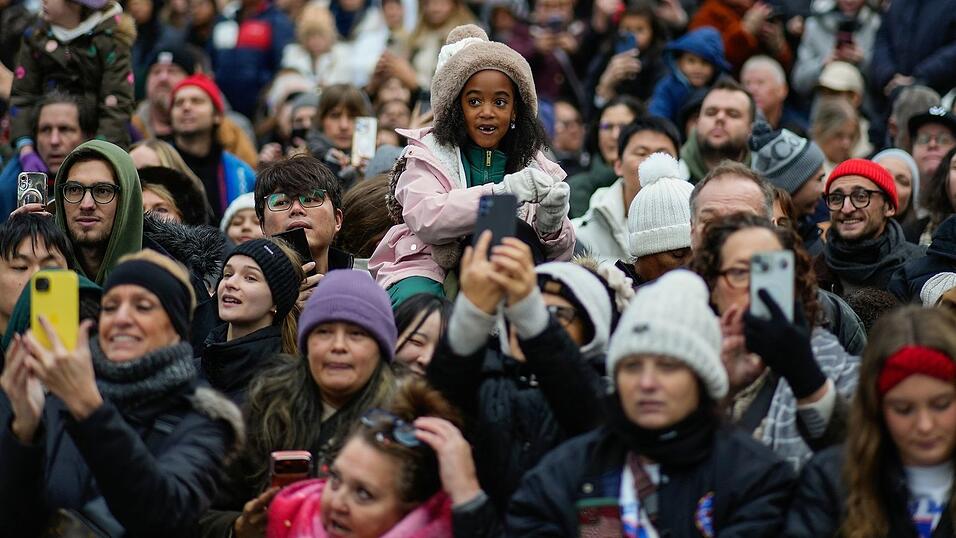 Für viele eine Thanksgiving-Tradition: Die Parade in New York schauen.