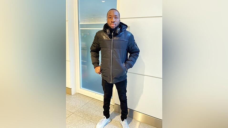 Ajibola Dada aus Nigeria fühlt sich wohl in Pfarrkirchen. Ajibola Dada aus Nigeria fühlt sich wohl in Pfarrkirchen.