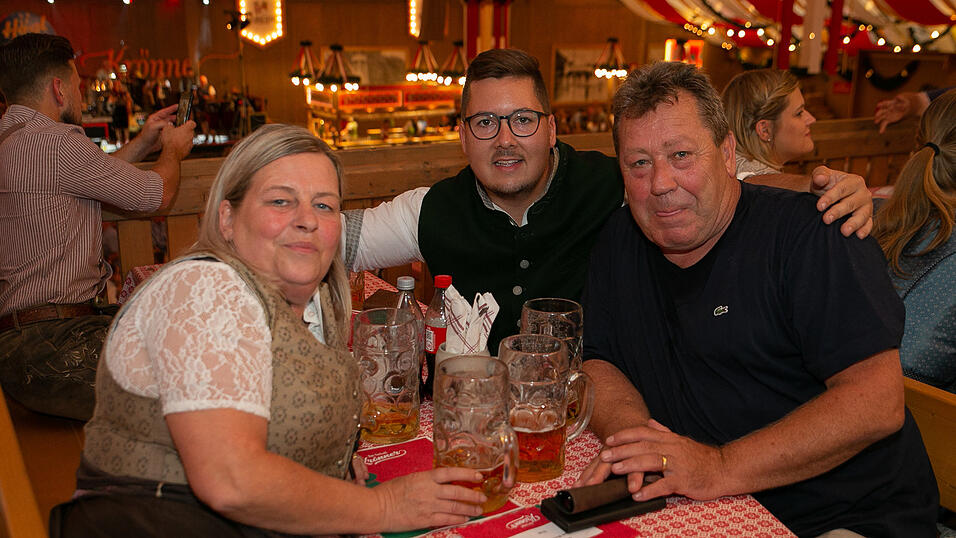Die Partybilder vom Samstag, 13. August 2022, aus dem Festzelt Krönner.